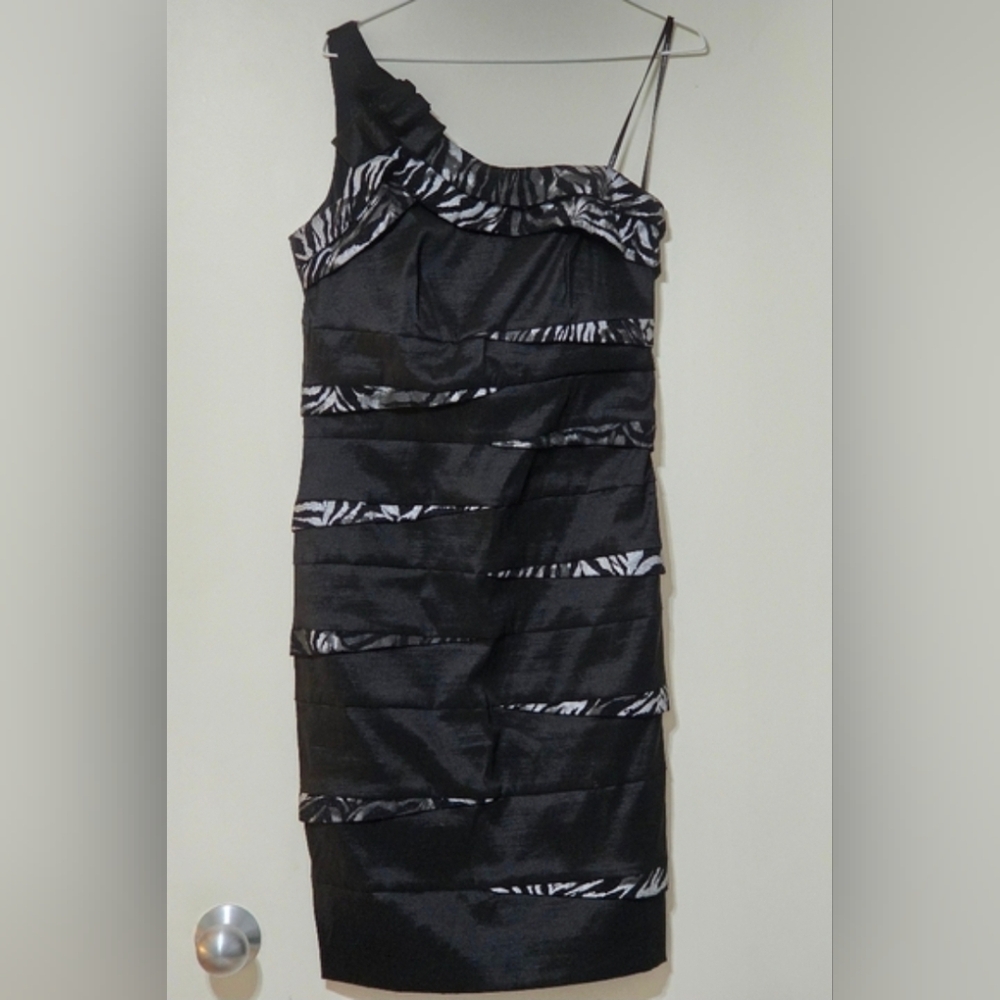Frank Lyman Black+Silver Asymmetrical One Shoulder Tiered Zebra Print Dress Sz12